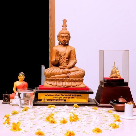 Kanola Luxury Hotel Anuradhapura Kültér fotó