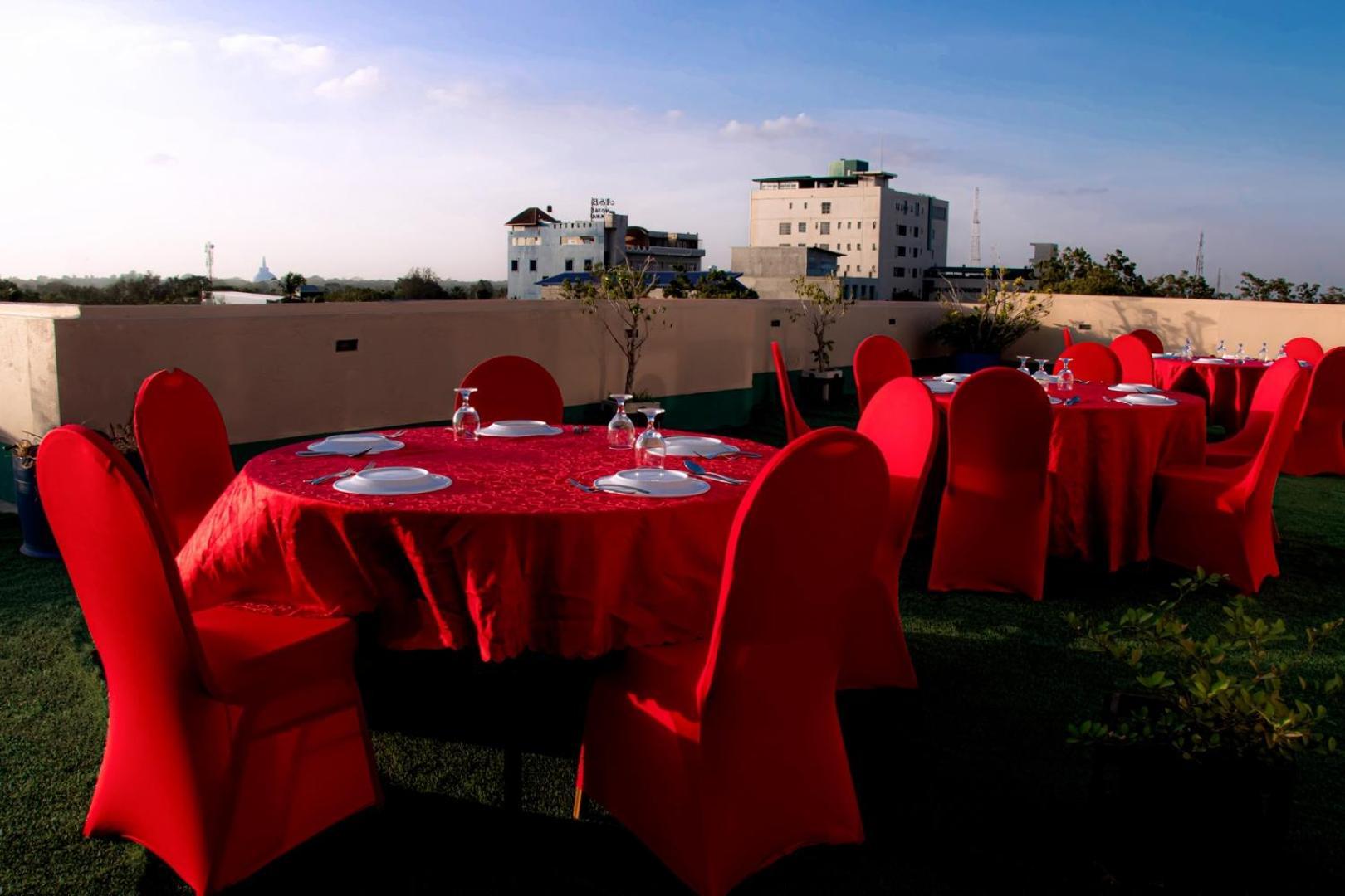 Kanola Luxury Hotel Anuradhapura Kültér fotó