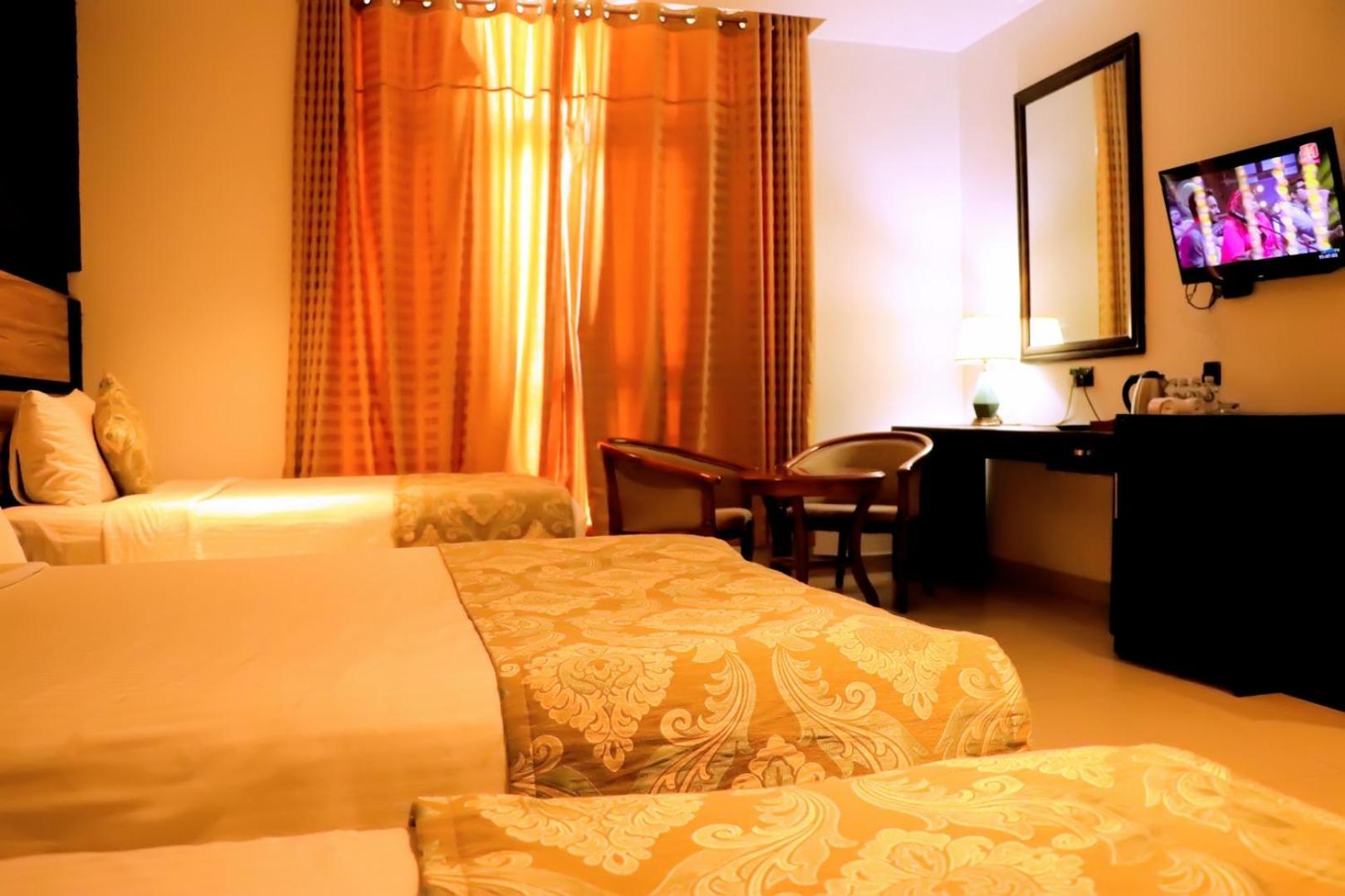 Kanola Luxury Hotel Anuradhapura Kültér fotó
