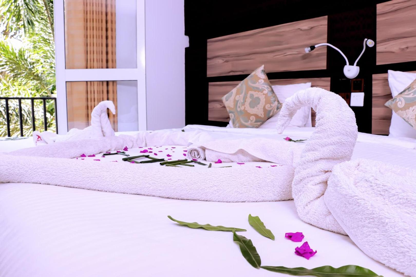 Kanola Luxury Hotel Anuradhapura Kültér fotó